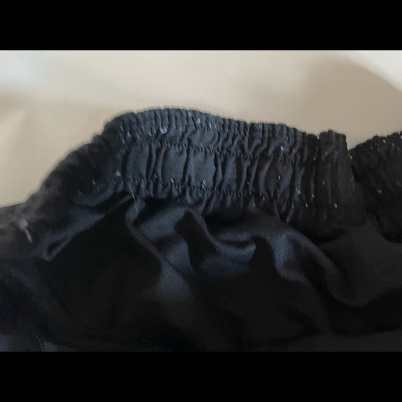 lululemon Hotty Hot Black Shorts 2.5” - Picture 2 of 2